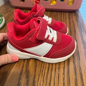 Toddler sneakers size 7